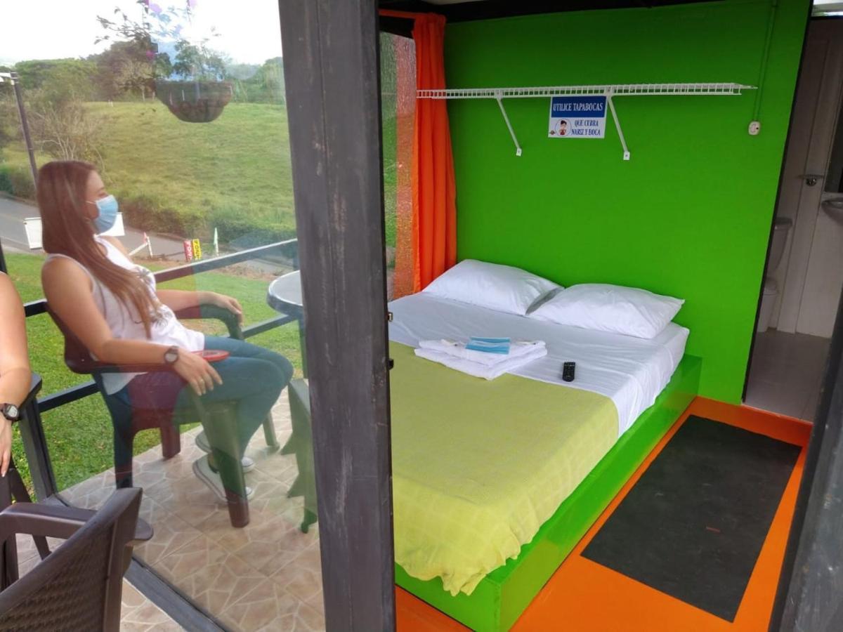 Glamping - Calochorno Hotel Alcalá Exterior foto